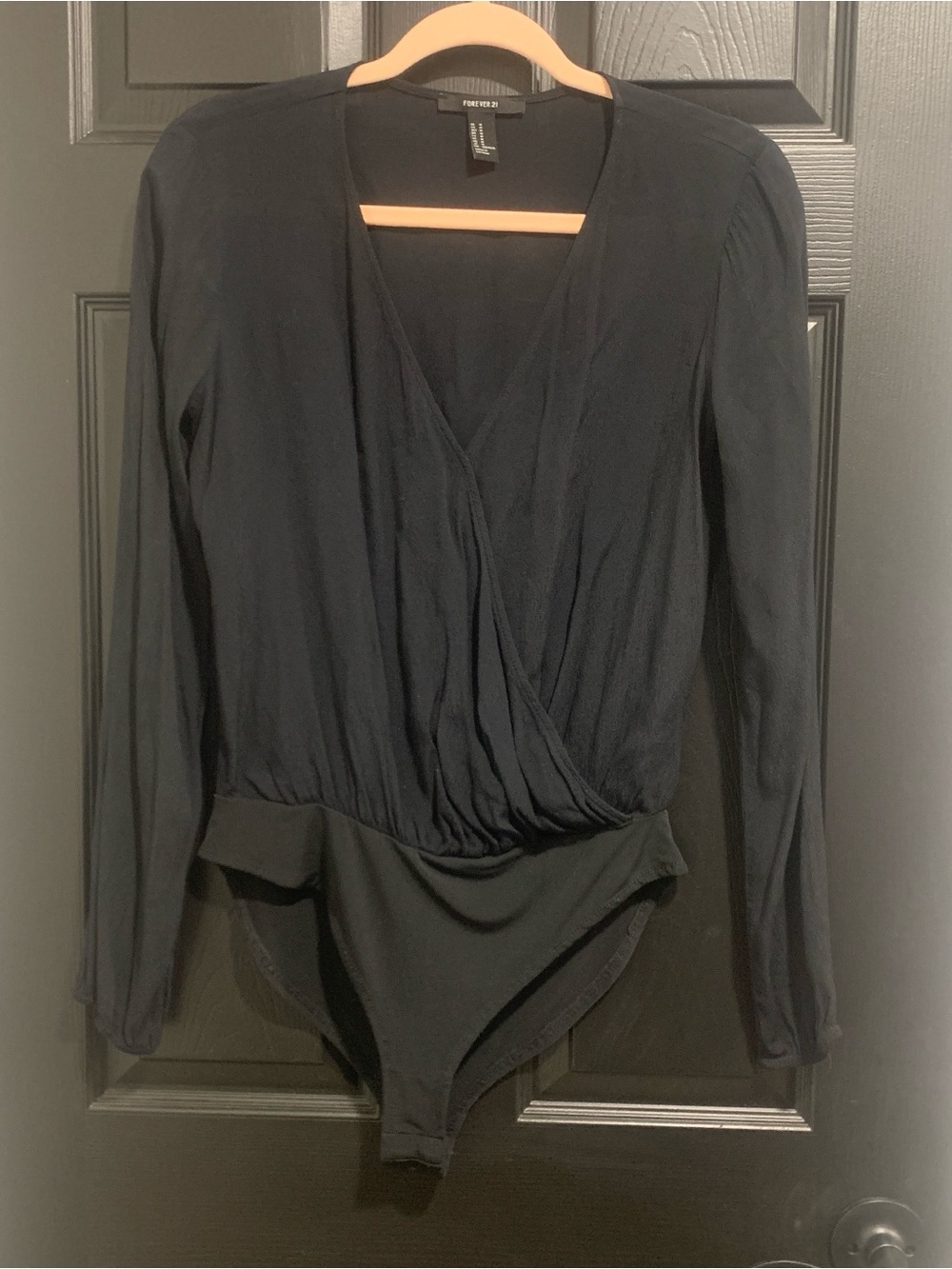 Forever 21 | Black Long-Sleeve Wrap Bodysuit | Sz M